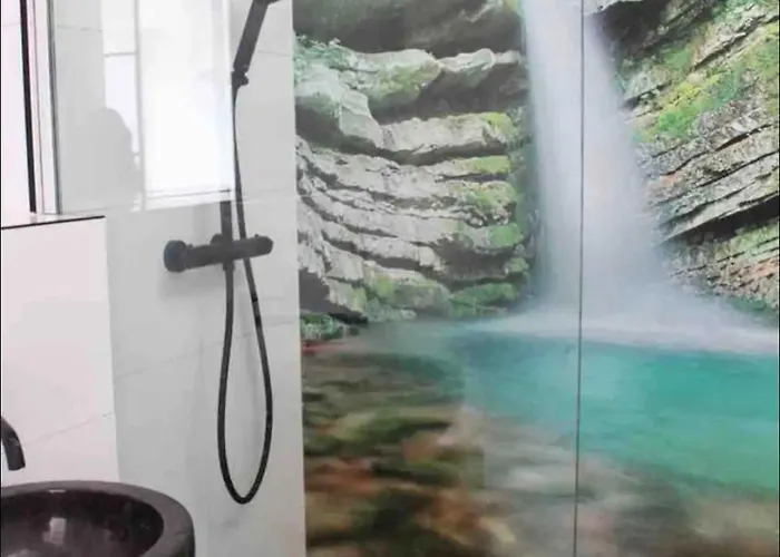 Hautes Roches - Magnifique Vue Sur La Montagne * 克莱恩 蒙塔纳